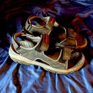 Men’s Skechers sandals 13